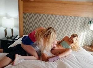 An angry roomie trains damsel blondes a