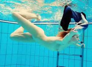 Porno shooting underwater. Naked Damsel